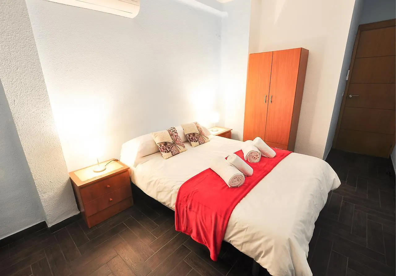 Holidays2Malaga Hermosilla 3 dormitorios&parking Wifi Fibra 600 MG Apartamento