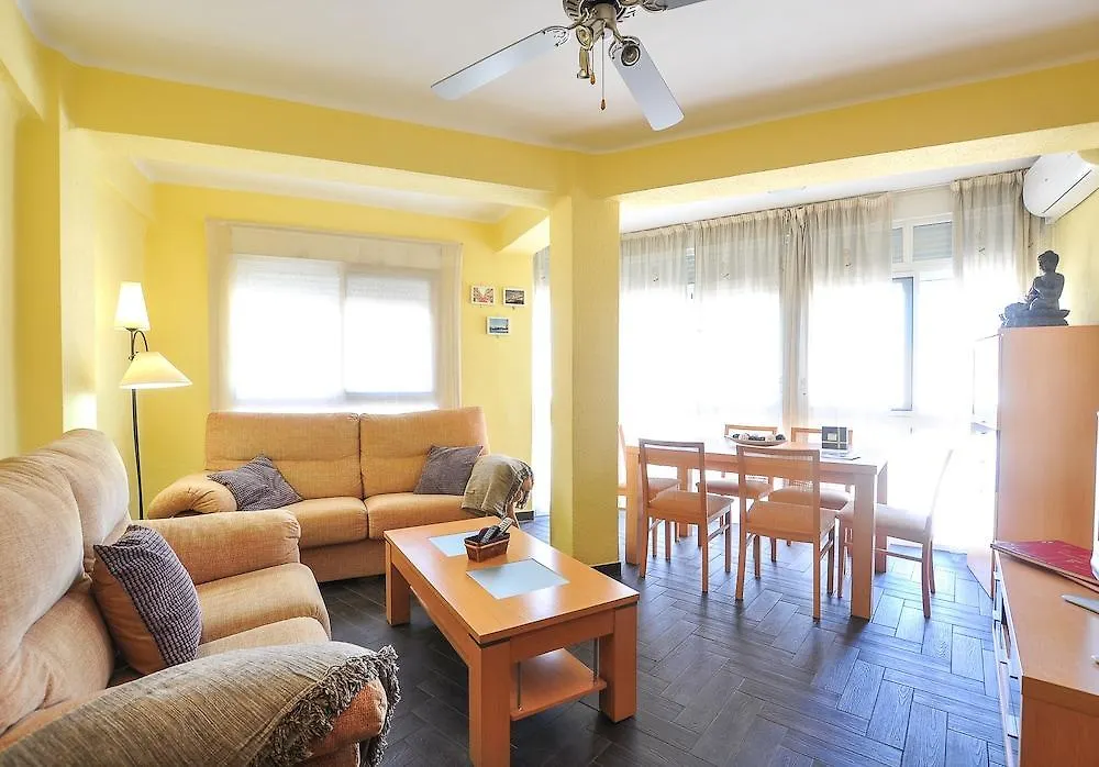 Holidays2Malaga Hermosilla 3 dormitorios&parking Wifi Fibra 600 MG Apartamento